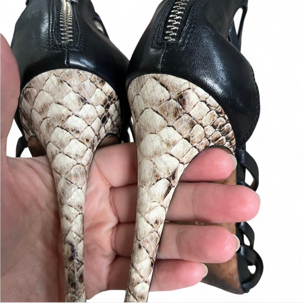 Coach Women’s black leather and Snakeskin gladiator cage heels sandals club - Picture 4 of 9